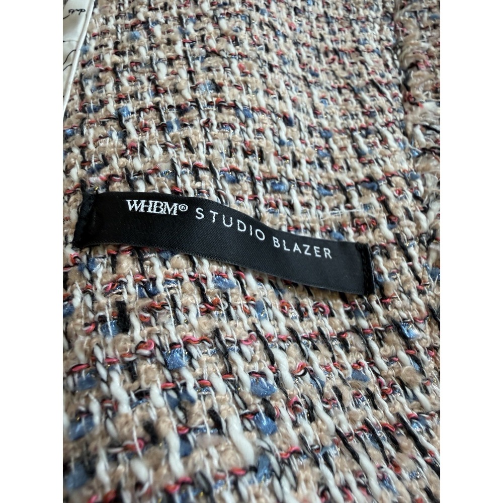 NWT $225 WHBM Pink Tweed
Studio Blazer size 2 - Picture 9 of 13